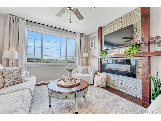 2371 Broadleaf Loop, Castle Rock, CO 80109