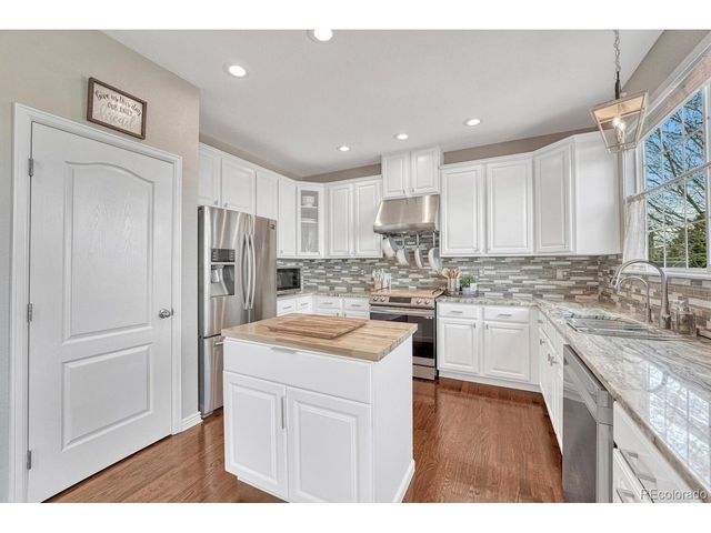 2371 Broadleaf Loop, Castle Rock, CO 80109