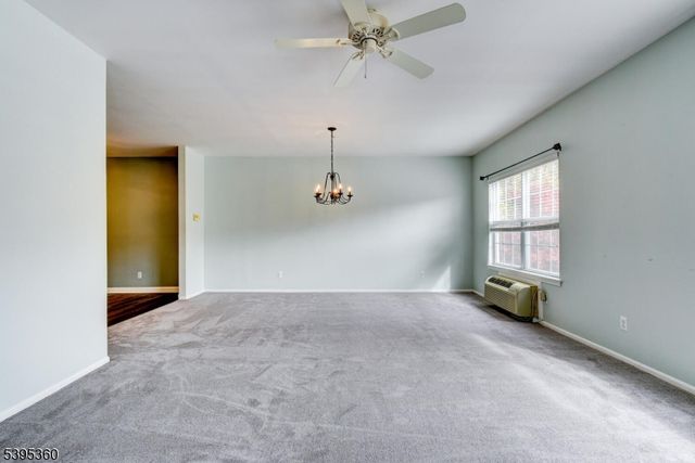 4 Richmond Rd 216, West Milford Twp., NJ 07480