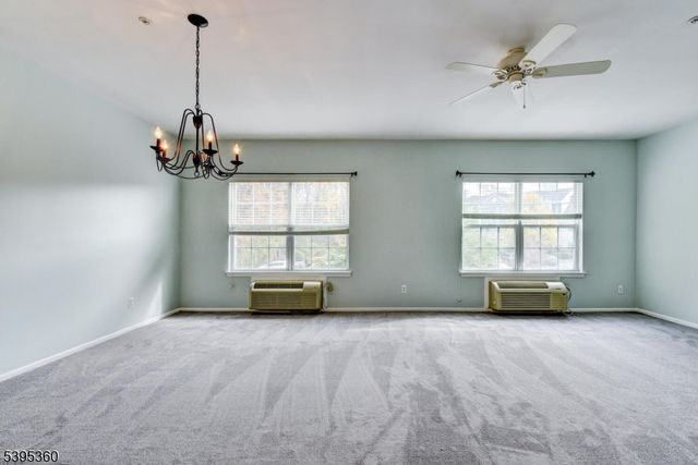 4 Richmond Rd 216, West Milford Twp., NJ 07480