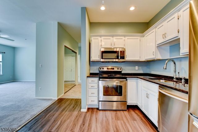 4 Richmond Rd 216, West Milford Twp., NJ 07480