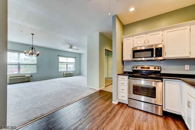 4 Richmond Rd 216, West Milford Twp., NJ 07480