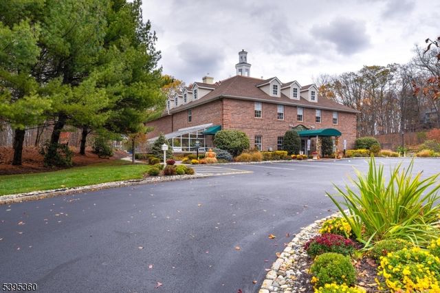 4 Richmond Rd 216, West Milford Twp., NJ 07480