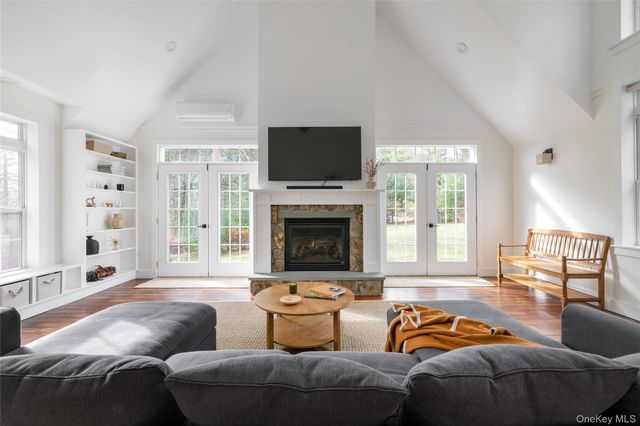 3 Corkscrew Road, Barryville, NY 12719