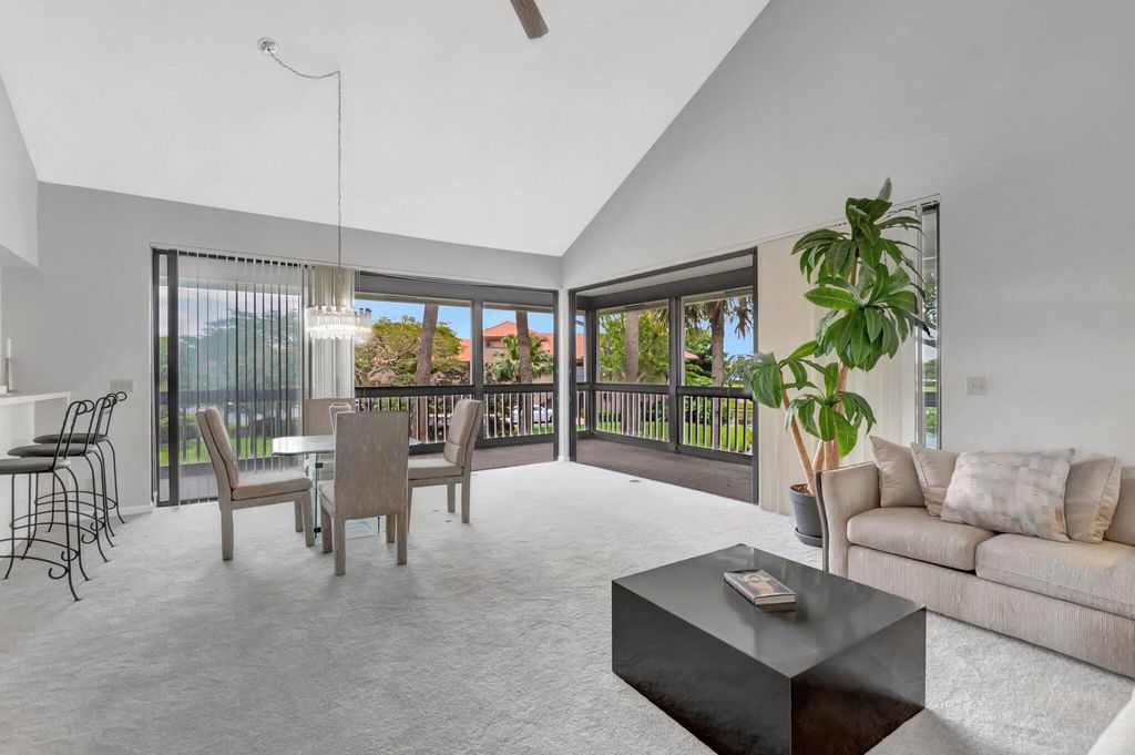 19337 Sabal Lake Drive, Boca Raton, FL 33434