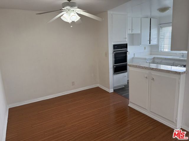 18600 Burbank Boulevard 202, Los Angeles, CA 91356