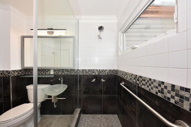 8105 W Townsend STREET, Milwaukee, WI 53222