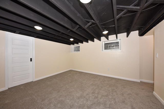 8105 W Townsend STREET, Milwaukee, WI 53222