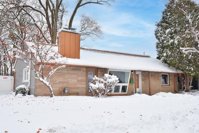 8105 W Townsend STREET, Milwaukee, WI 53222