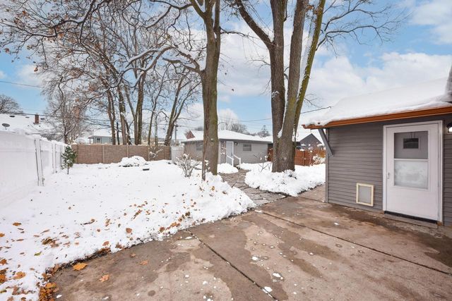 8105 W Townsend STREET, Milwaukee, WI 53222