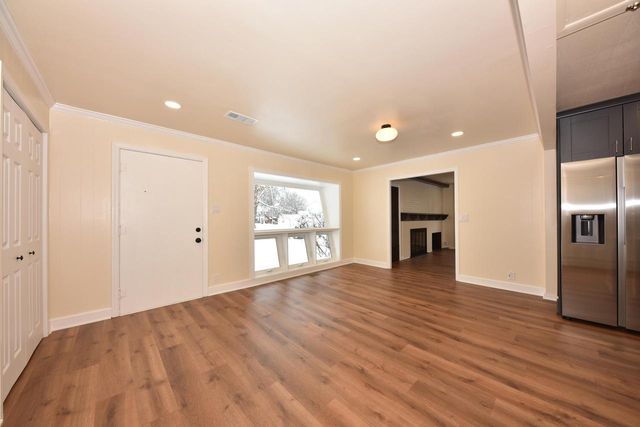 8105 W Townsend STREET, Milwaukee, WI 53222