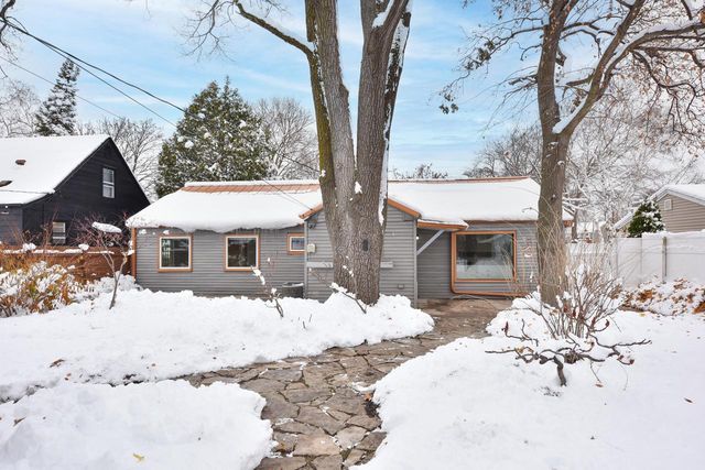 8105 W Townsend STREET, Milwaukee, WI 53222