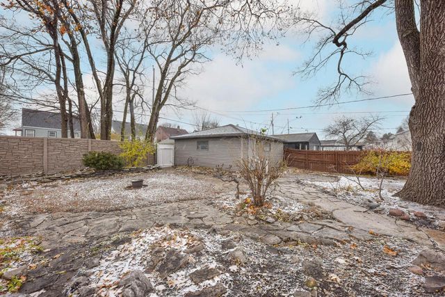 8105 W Townsend STREET, Milwaukee, WI 53222