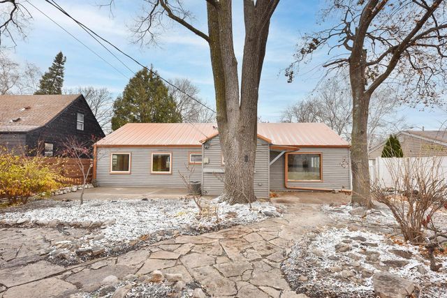 8105 W Townsend STREET, Milwaukee, WI 53222