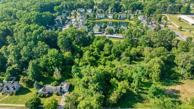 509 Sulgrave Avenue, Jackson, MI 49203