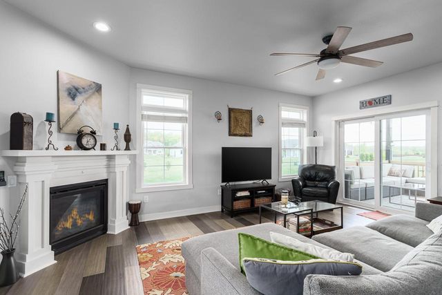6462 Revere Pass, Deforest, WI 53532