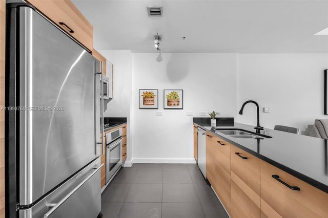 3301 NE 1st Ave H2813, Miami, FL 33137