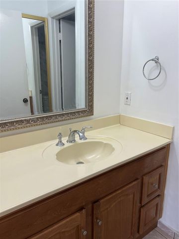 295 NW 72nd Ave 306, Miami, FL 33126