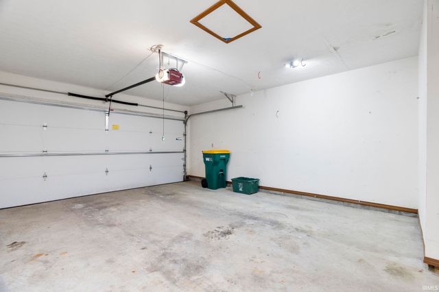 1402 Trace Fourteen, West Lafayette, IN 47906