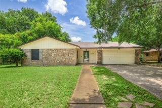 1108 Hollis Drive, Brenham, TX 77833