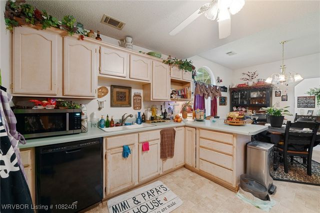 2205 Quartz Circle, Van Buren, AR 72956