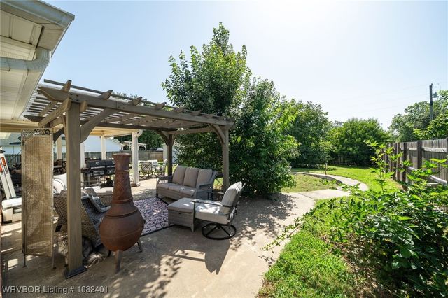 2205 Quartz Circle, Van Buren, AR 72956