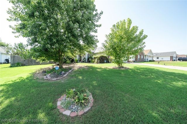 2205 Quartz Circle, Van Buren, AR 72956