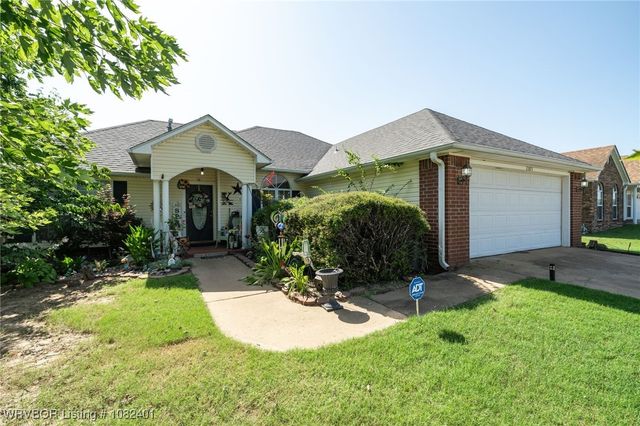 2205 Quartz Circle, Van Buren, AR 72956