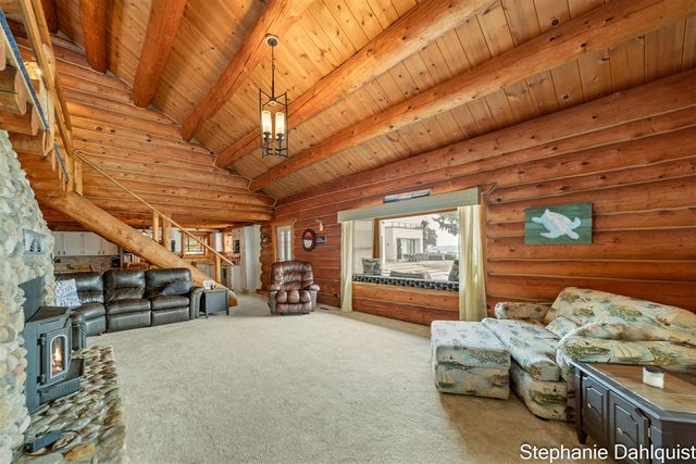 1601 Westwind Court, Muskegon, MI 49445