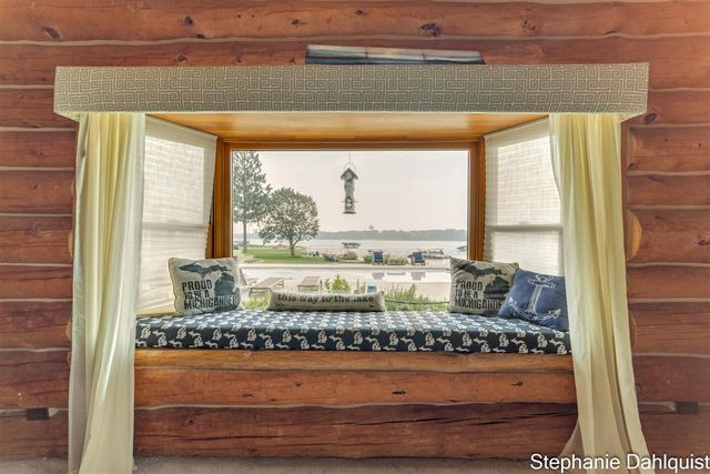 1601 Westwind Court, Muskegon, MI 49445