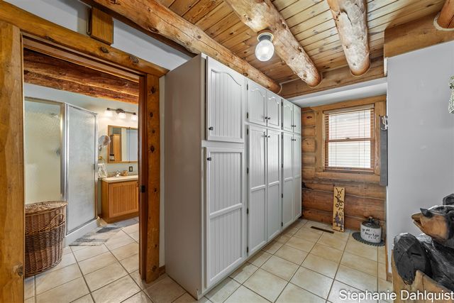 1601 Westwind Court, Muskegon, MI 49445
