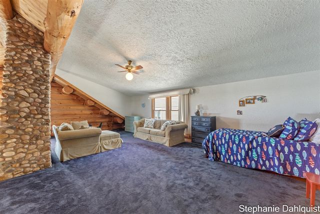 1601 Westwind Court, Muskegon, MI 49445