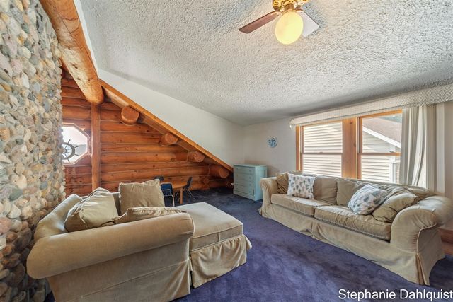 1601 Westwind Court, Muskegon, MI 49445