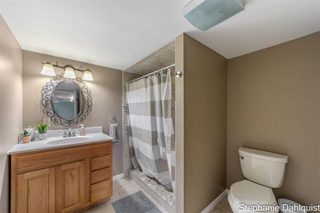 1601 Westwind Court, Muskegon, MI 49445