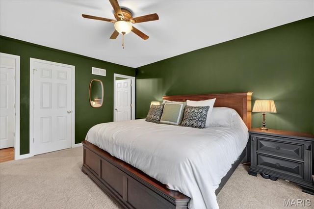 841 Palisades Circle, St Charles, MO 63301