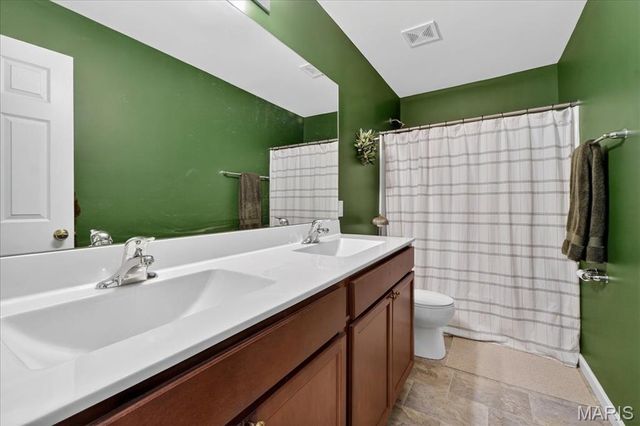 841 Palisades Circle, St Charles, MO 63301