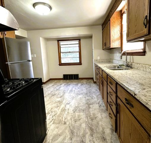 1707 12TH AVENUE, Green Bay, WI 54304