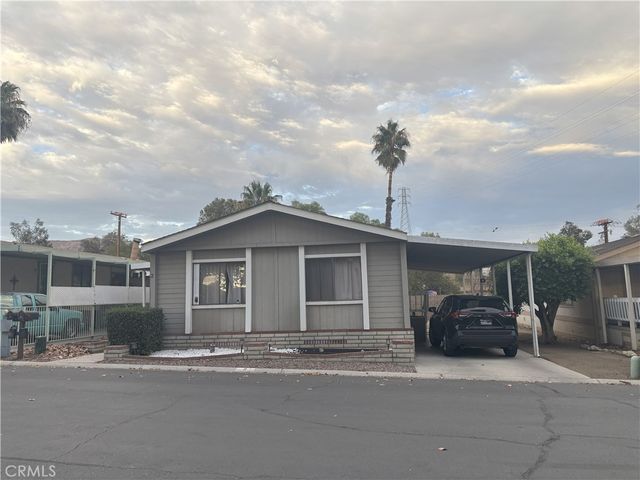 4080 Pedley Road 2, Jurupa Valley, CA 92509