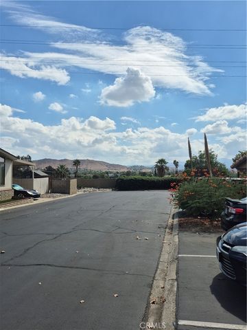 4080 Pedley Road 2, Jurupa Valley, CA 92509