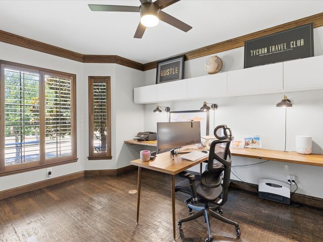 417 Mordred Lane, Lewisville, TX 75056