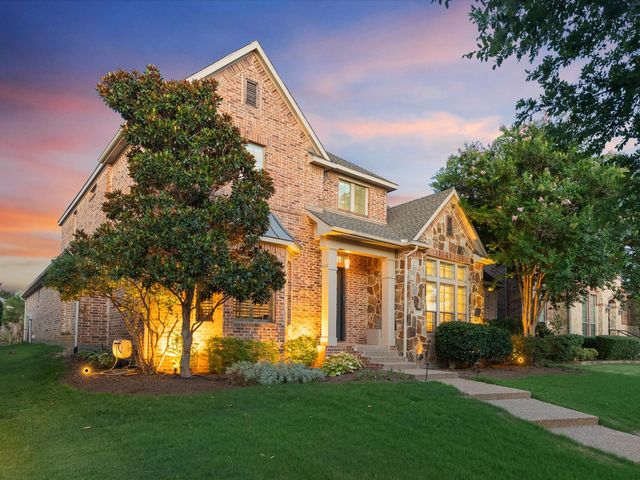 417 Mordred Lane, Lewisville, TX 75056