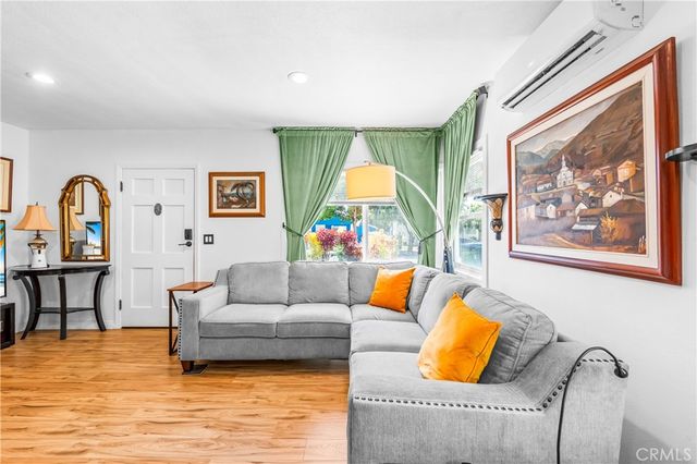 1477 Lemon Avenue, Long Beach, CA 90813