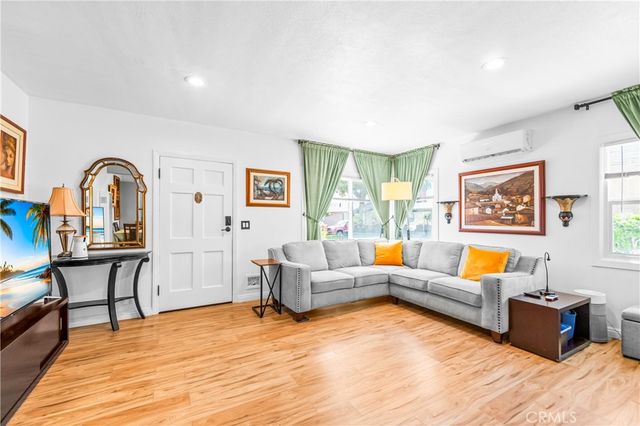 1477 Lemon Avenue, Long Beach, CA 90813