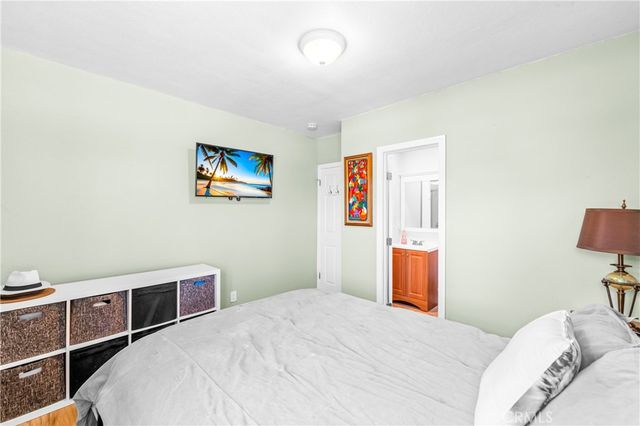 1477 Lemon Avenue, Long Beach, CA 90813