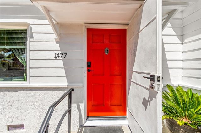 1477 Lemon Avenue, Long Beach, CA 90813