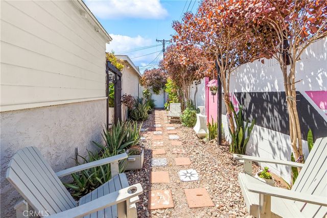 1477 Lemon Avenue, Long Beach, CA 90813