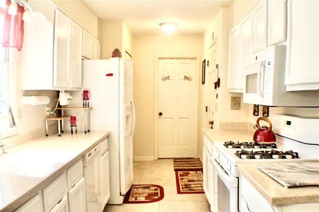 150 Ashley Drive, Fayetteville, GA 30214