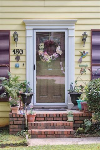 150 Ashley Drive, Fayetteville, GA 30214