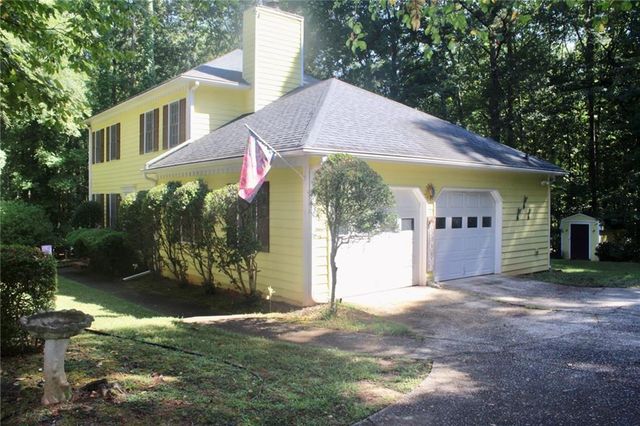 150 Ashley Drive, Fayetteville, GA 30214