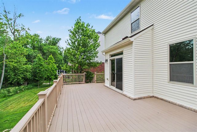 419 Amelia Circle, South Lyon, MI 48178